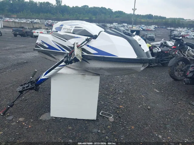 2022 Yamaha Superjet VIN 000JPYAMH0061G122 фото 1