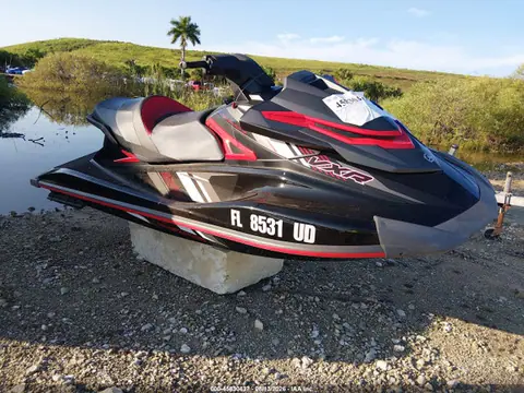 YAMA1574D818 — 2018 Yamaha VXR, Подтопление (Flood), фото до ремонта