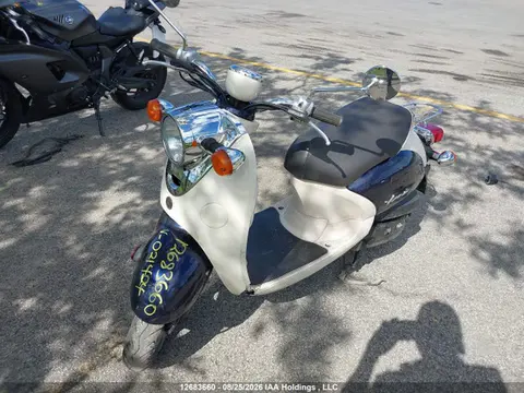 2017 Yamaha XC50 VIN RKRSA47N5HA021424 фото 2