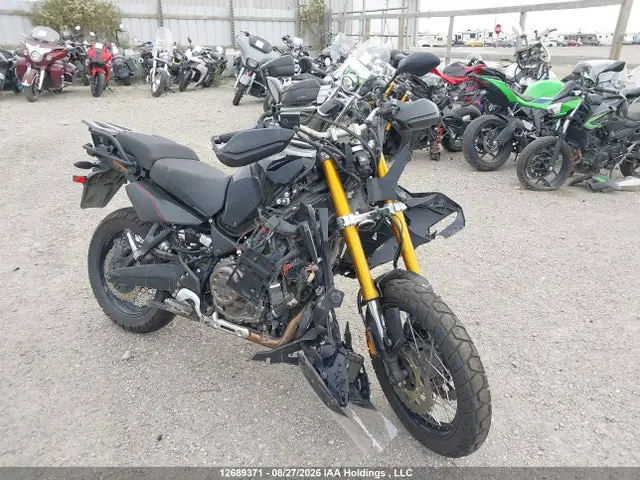 JYADP05N4GA000276 — 2016 Yamaha XT1200ZE, Передняя часть (Front), фото до ремонта