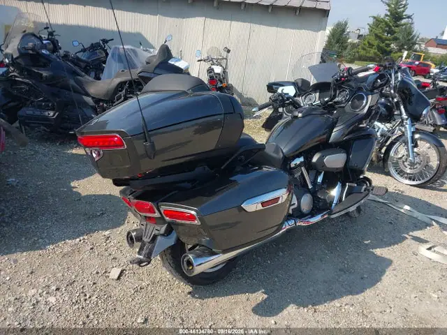 JYAVP38Y1JA000366 — 2018 Yamaha XV1900 Fd, фото 4 с аукциона IAAI 30.09.2026, Правый бок