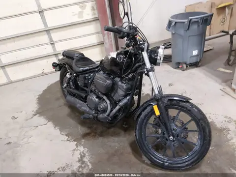 JYAVN05Y2GA002905 — 2016 Yamaha XVS950 Cu/Cuc, Передняя часть справа (Right Front), фото до ремонта