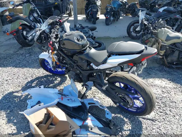 MH3RH25E5TK008296 — 2026 Yamaha YFZ320 A, фото 3 с аукциона IAAI 30.09.2026, Левый и правый бока