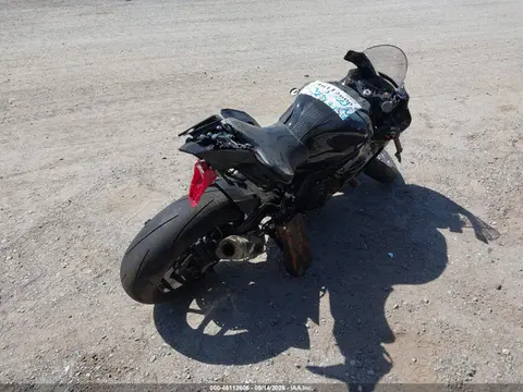 2024 Yamaha YZFR1 VIN JYARN66YXRA001300 фото 4