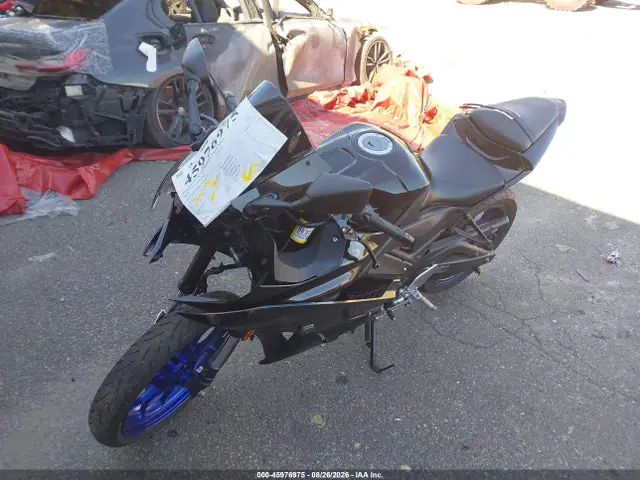 2021 Yamaha Yzfr3 A VIN MH3RH18Y5MK007828 фото 2