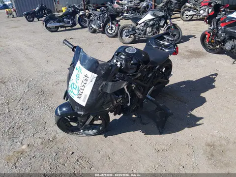 2023 Yamaha Yzfr3 A VIN MH3RH18Y8PK013501 фото 2