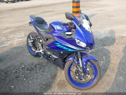 MH3RH18NXRK002945 — 2024 Yamaha YZFR3 A, Левый бок (Left Side), фото до ремонта