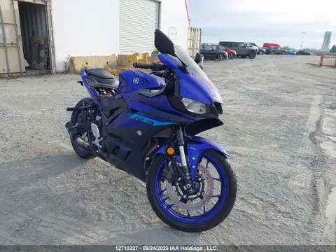MH3RH18N3RK002866 — 2024 Yamaha YZFR3 A, Передняя часть (Front), фото до ремонта