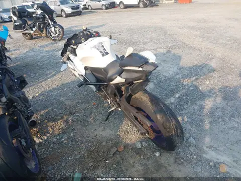 2022 Yamaha Yzfr7 VIN JYARM38E6NA002023 фото 3