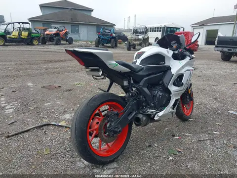 2023 Yamaha Yzfr7 VIN JYARM38E7PA004933 фото 4