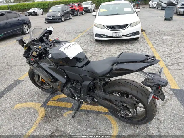 2026 Yamaha Yzfr7 VIN JYARM60YXTA000506 фото 3
