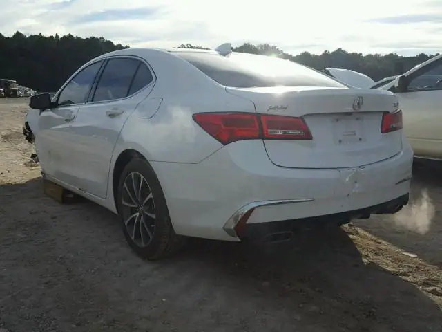 19UUB2F33JA000600 — 2018 Acura TLX, фото 3 с аукциона Аукцион 07.12.2018, Передняя часть