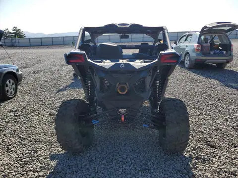 3JBVDAW4XKK002038 — 2019 Can-Am Maverick X3, фото 4 с аукциона Аукцион 01.10.2026, Задняя часть