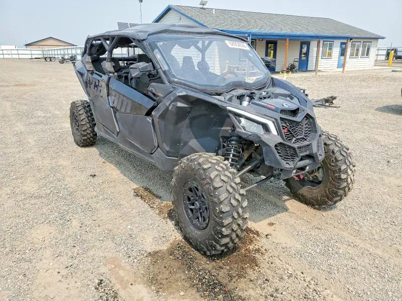 3JBVEAV44NE000111 Can-Am Maverick X3 2022 — повреждение Боковая часть, фото до ремонта