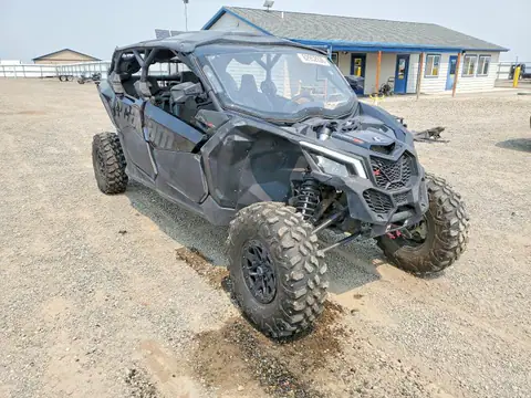 3JBVEAV44NE000111 — 2022 Can-Am Maverick X3, Боковая часть (Side), фото до ремонта