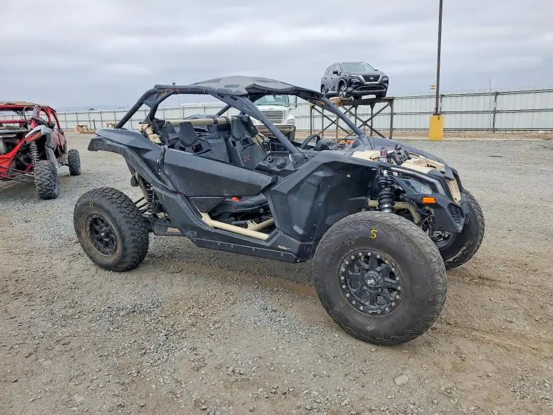 3JBVPAV21PE000014 Can-Am Maverick X3 2023 — повреждение Опрокидывание, фото до ремонта