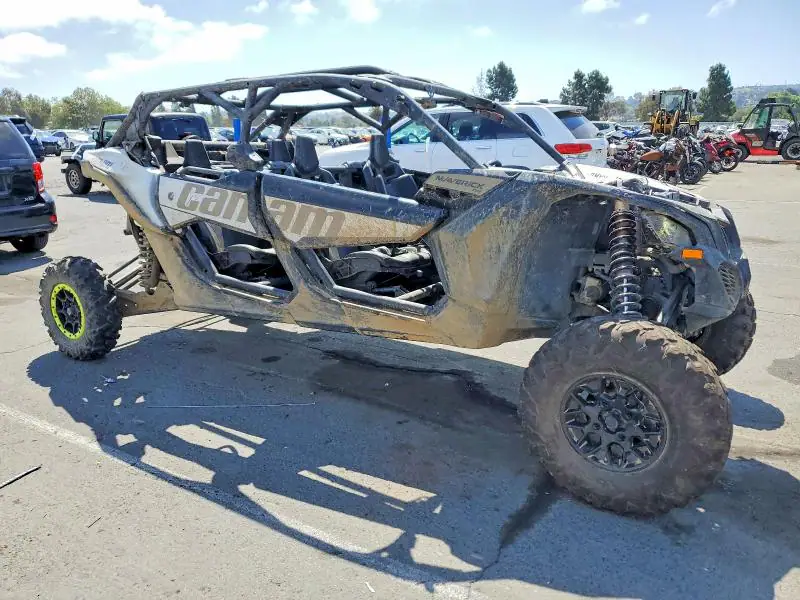 3JBVKAY27RE000130 Can-Am Maverick X3 2024 — повреждение Боковая часть, фото до ремонта