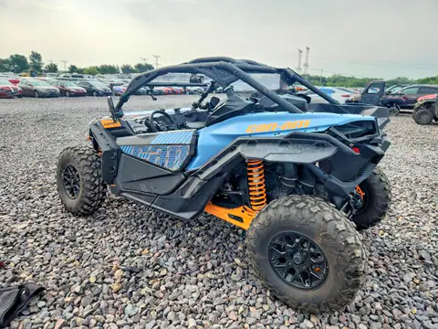3JBVGAV48SE000604 — 2025 Can-Am Maverick X3, фото 3 с аукциона Аукцион 21.09.2026, Боковая часть