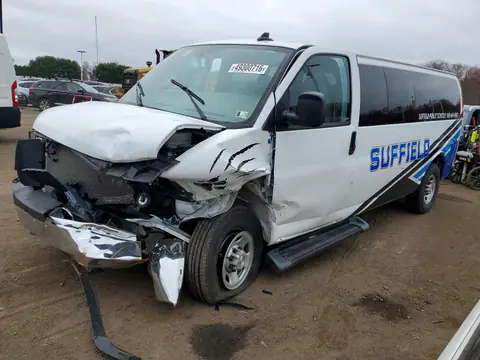 1GAZGNFP2P1151505 — 2023 Chevrolet Express G3500, Передняя часть (Front End), фото до ремонта