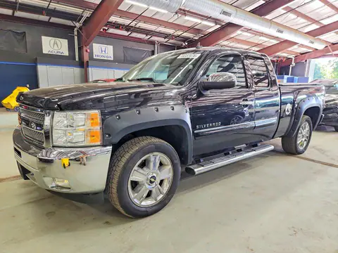 1GCRKSE71DZ383595 — 2013 Chevrolet Silverado, Мелкие вмятины и царапины (Minor Dent/Scratches), фото до ремонта
