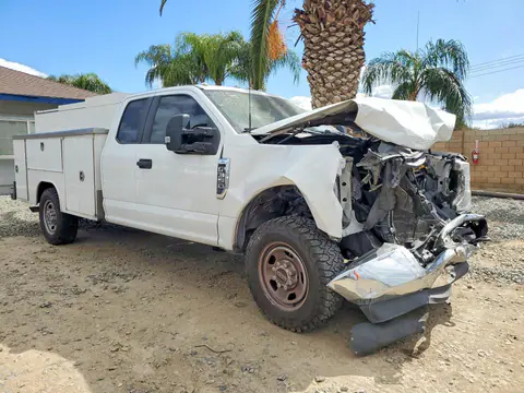 2022 FORD F350 VIN 1FD8X3E64NEE94642 фото 4