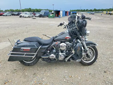1HD1FC4127Y718215 — 2007 Harley-Davidson Flhtcui, Передняя часть (Front End), фото до ремонта