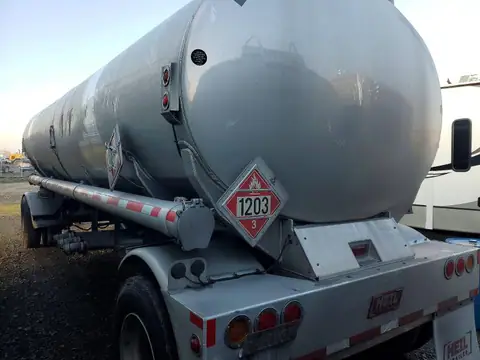 5HTPA3320S7175915 — 2025 Heil Tanker, фото 3 с аукциона Аукцион 17.09.2026, Боковая часть