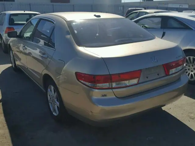 1HGCM66504A054813 — 2004 Honda Accord, фото 3 с аукциона Аукцион 14.12.2017, Мелкие вмятины и царапины