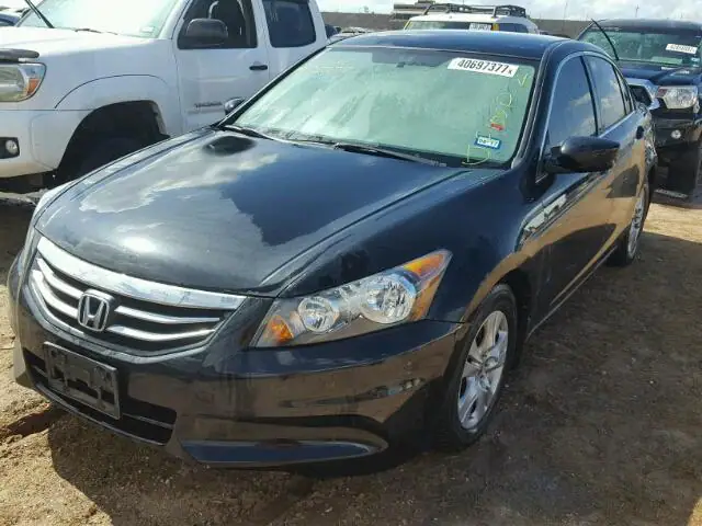 1HGCP2F64CA186996 — 2012 Honda Accord, фото 2 с аукциона Аукцион 14.12.2017, Подтопление