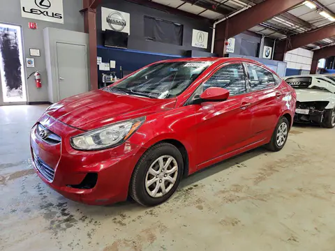 KMHCT4AE7DU475855 — 2013 Hyundai Accent, Мелкие вмятины и царапины (Minor Dent/Scratches), фото до ремонта