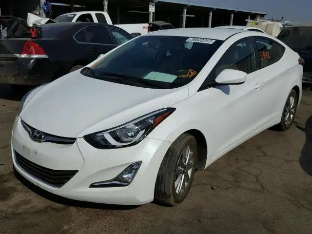 5NPDH4AE2GH703267 — 2016 Hyundai Elantra, фото 2 с аукциона Аукцион 22.03.2018, Мелкие вмятины и царапины