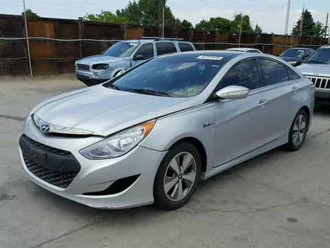 2012 HYUNDAI SONATA HYB VIN KMHEC4A43CA028326 фото 2