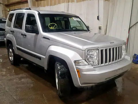 1J4PN2GK6BW586605 — 2011 Jeep Liberty SP, Задняя часть (Rear), фото до ремонта