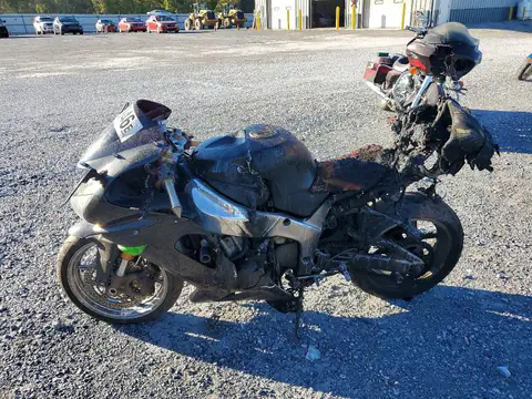 JKBZXJC1X5A002987 — 2005 Kawasaki ZX636, фото 3 с аукциона Аукцион 15.10.2026, Пожар