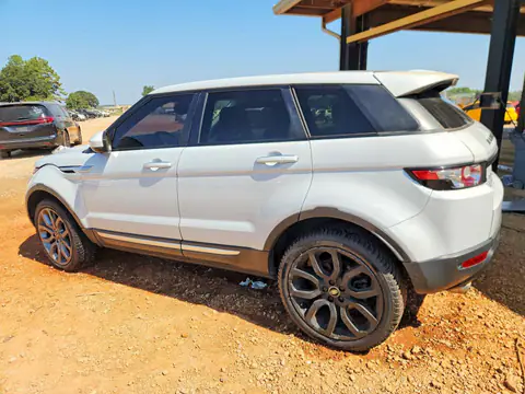 SALVV2BG7FH061717 — 2015 Land Rover Range Rover Evoque, фото 2 с аукциона Аукцион 07.10.2026, Мелкие вмятины и царапины