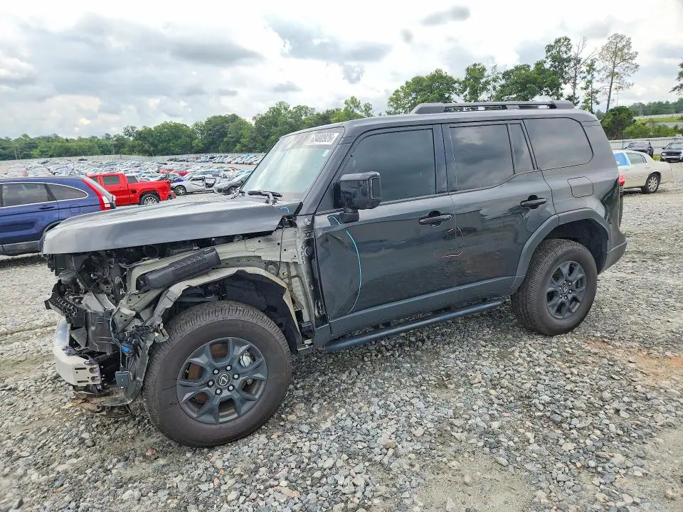 JTJTBCDX4R5010348 Lexus GX 550 2024 — повреждение Передняя часть, фото до ремонта