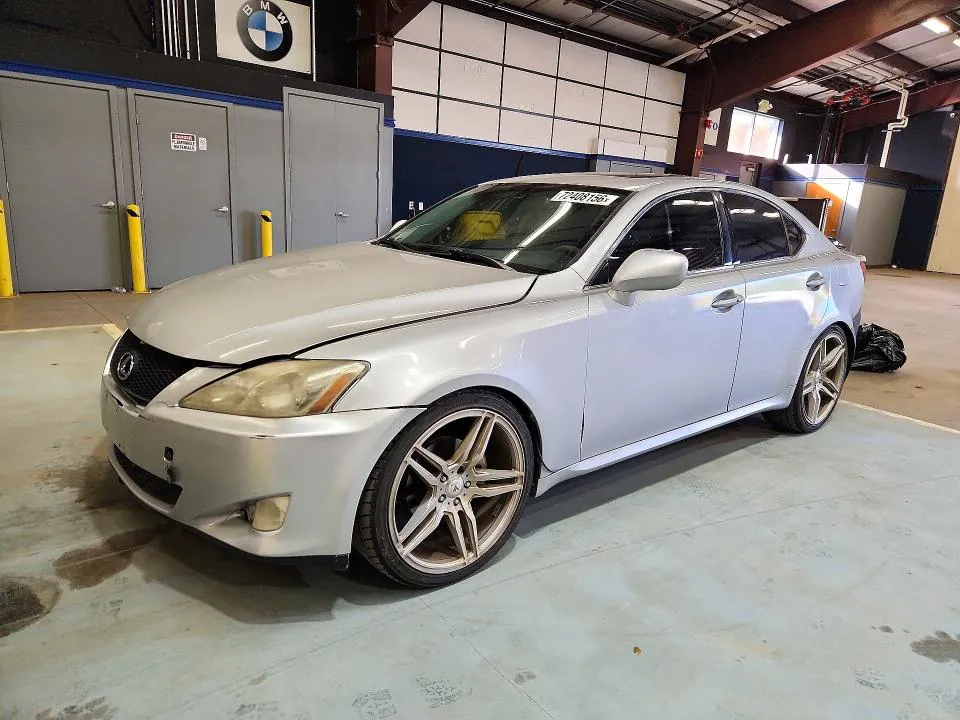 2006 LEXUS IS VIN JTHCK262962001526 фото 1