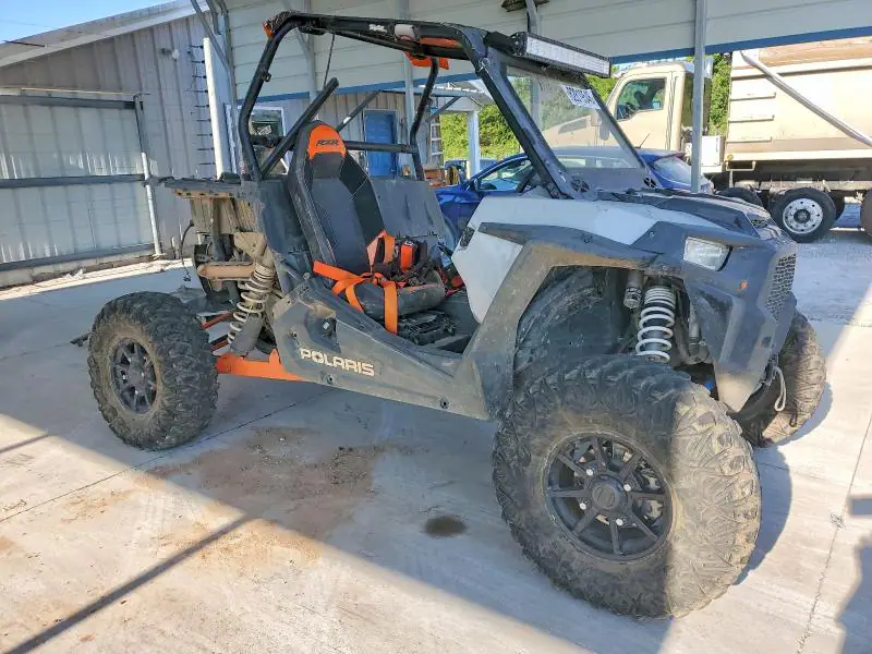 3NSVDE924JF946003 Polaris RZR 2018 — повреждение Задняя часть, фото до ремонта