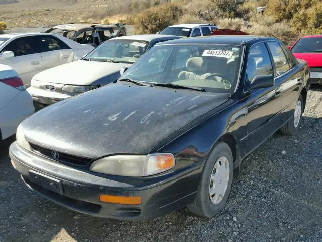 JT2SK11E2S0330706 — 1995 Toyota Camry DX, фото 2 с аукциона Аукцион 05.04.2018, Мелкие вмятины и царапины