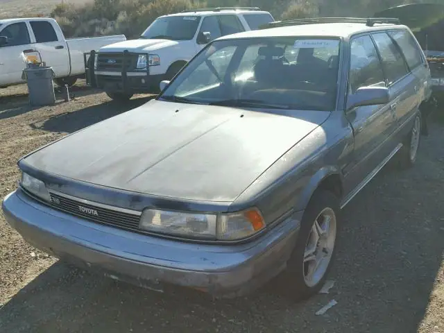 JT2VV22W3K0037754 — 1989 Toyota Camry, фото 2 с аукциона Аукцион 14.12.2017, Мелкие вмятины и царапины