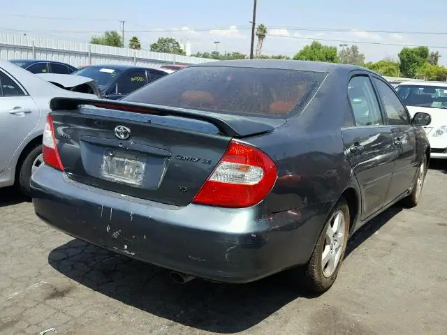 4T1BF30KX2U508901 — 2002 Toyota Camry, фото 4 с аукциона Аукцион 14.12.2017, Механические повреждения