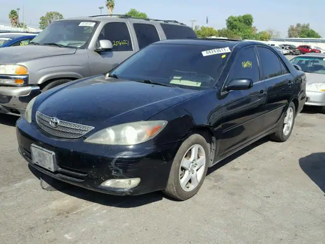 JTDBF32K220084509 — 2002 Toyota Camry, фото 2 с аукциона Аукцион 14.12.2017, Механические повреждения