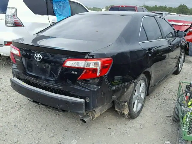 4T1BF1FK9DU295437 — 2013 Toyota Camry, фото 4 с аукциона Аукцион 18.01.2018, Повреждения со всех сторон