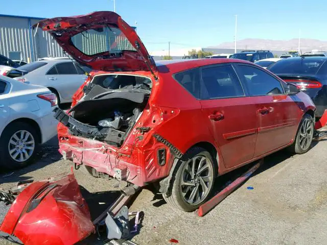 JTNKARJE8HJ538581 — 2017 Toyota Corolla IM, фото 4 с аукциона Аукцион 24.01.2019, Повреждения со всех сторон