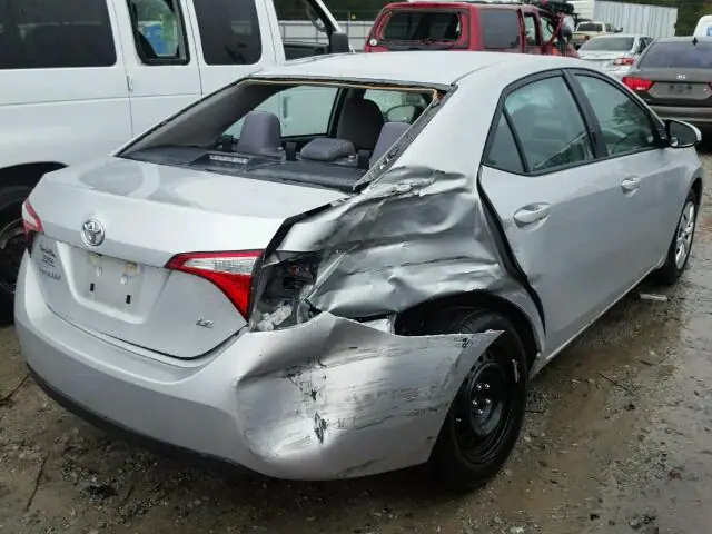 5YFBURHE4GP553784 — 2016 Toyota Corolla, фото 4 с аукциона Аукцион 18.12.2017, Задняя часть