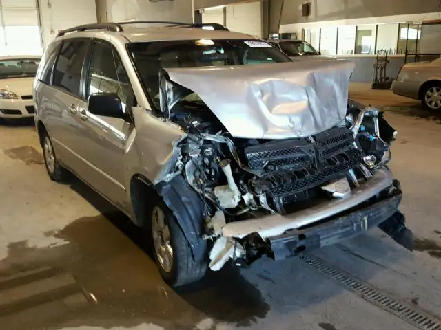 5TDZA23C84S110299 — 2004 Toyota Sienna, Передняя часть (Front End), фото до ремонта