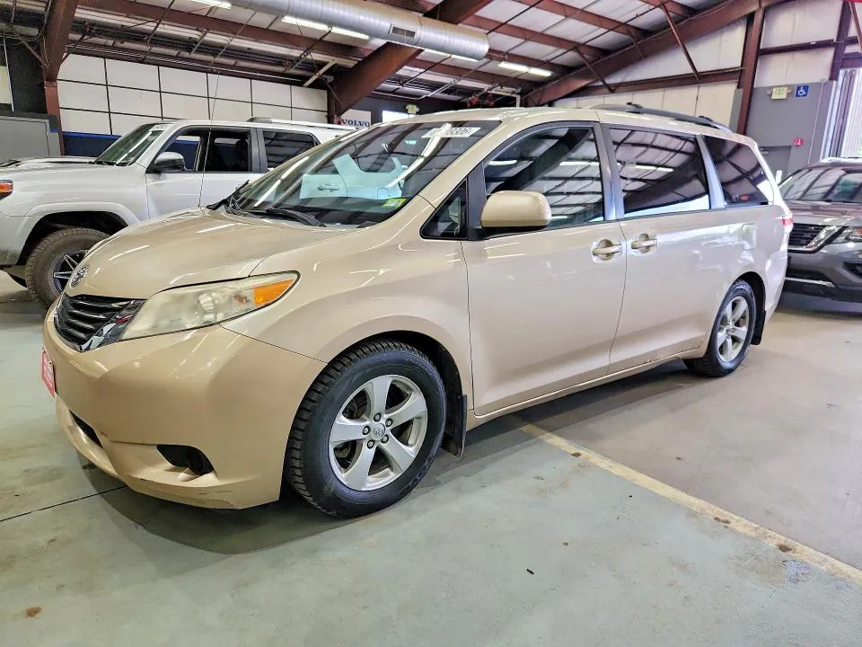2013 TOYOTA SIENNA VIN 5TDKK3DC8DS293383 фото 1