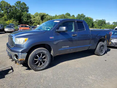 5TFUY5F17AX120281 — 2010 Toyota Tundra, Задняя часть (Rear End), фото до ремонта