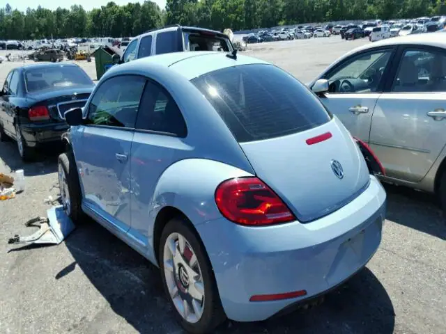 3VWJP7AT7CM605455 — 2012 Volkswagen Beetle, фото 3 с аукциона Аукцион 30.04.2018, Повреждения со всех сторон