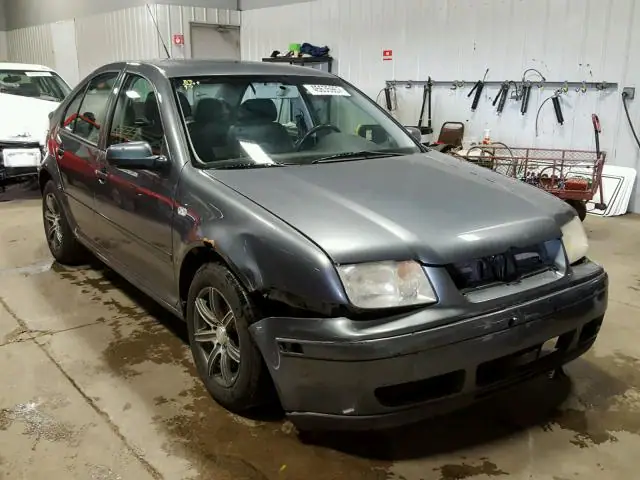3VWSP69M53M177669 — 2003 Volkswagen Jetta, Передняя часть (Front End), фото до ремонта